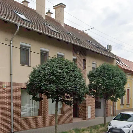 Kamilla Apartman