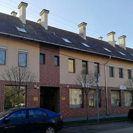 Kamilla *